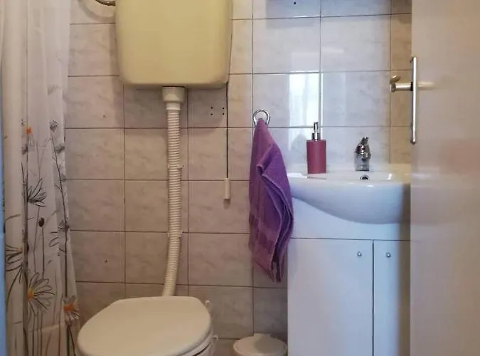 5827b